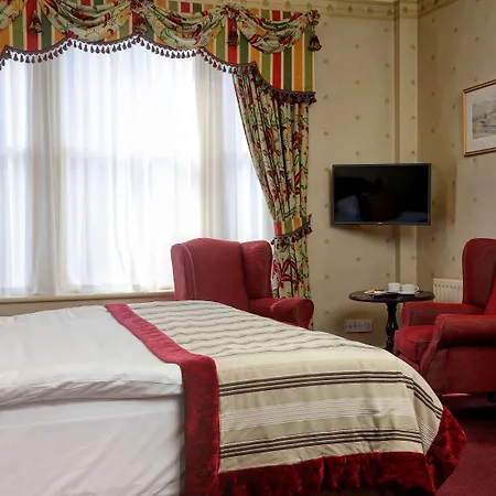 The George Отель 3*