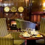 The George 3*