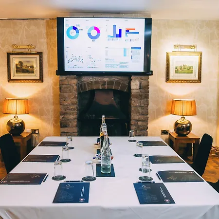 Otel The George 3*