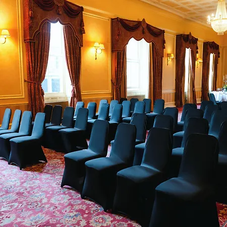 The George 3*