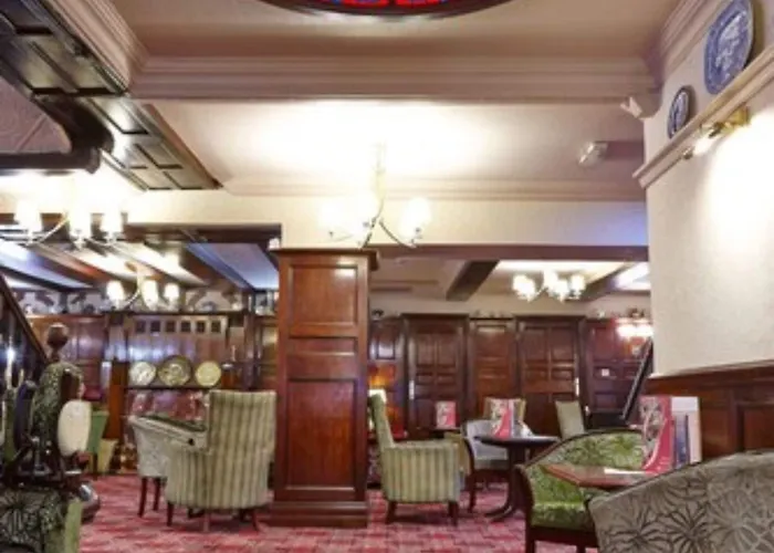 Hotel The George Penrith