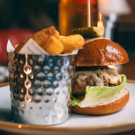 The George 3* بنريث
